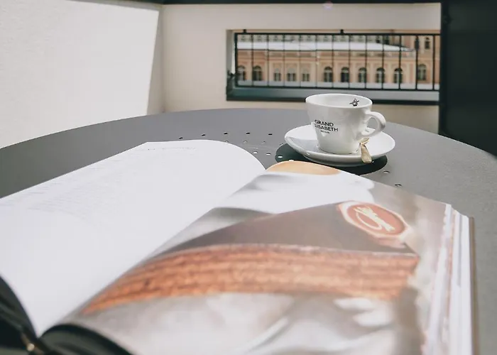 Grand Elisabeth Hotell 4*